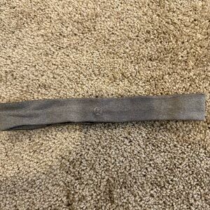 Lululemon Grey Thin Headband | Silver Logo | Athletic Hair Accessory